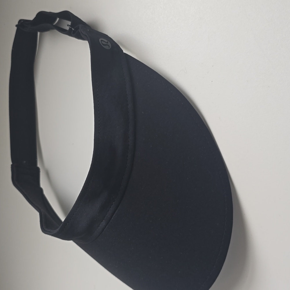 Lululemon Black Visor